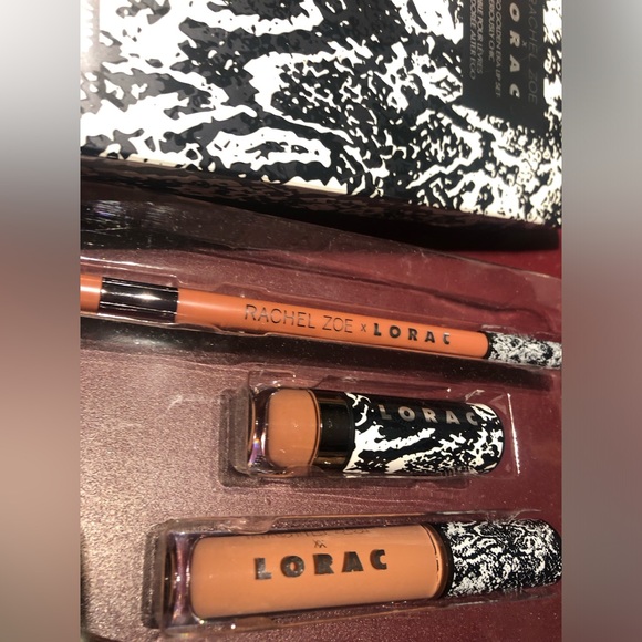 Lorac & Rachel Rae lip combo set. Liner, gloss, lipstick. Colour-seriously chic - Picture 3 of 4